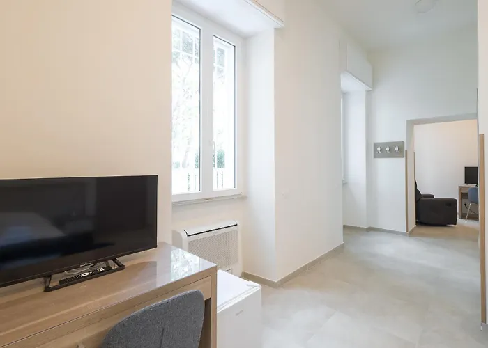 Konukevi San Luigi - Residenza Gemelli Roma