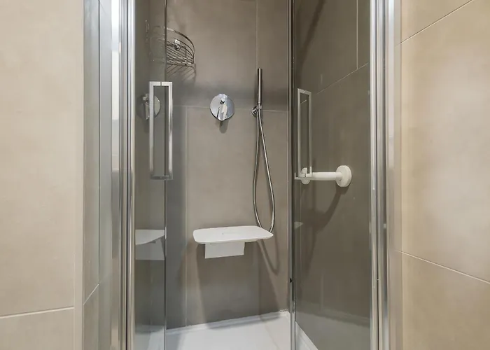 San Luigi - Residenza Gemelli 4*